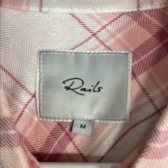 NWOT Rails Pink and White Plaid Shirt Medium - Picture 2 of 5